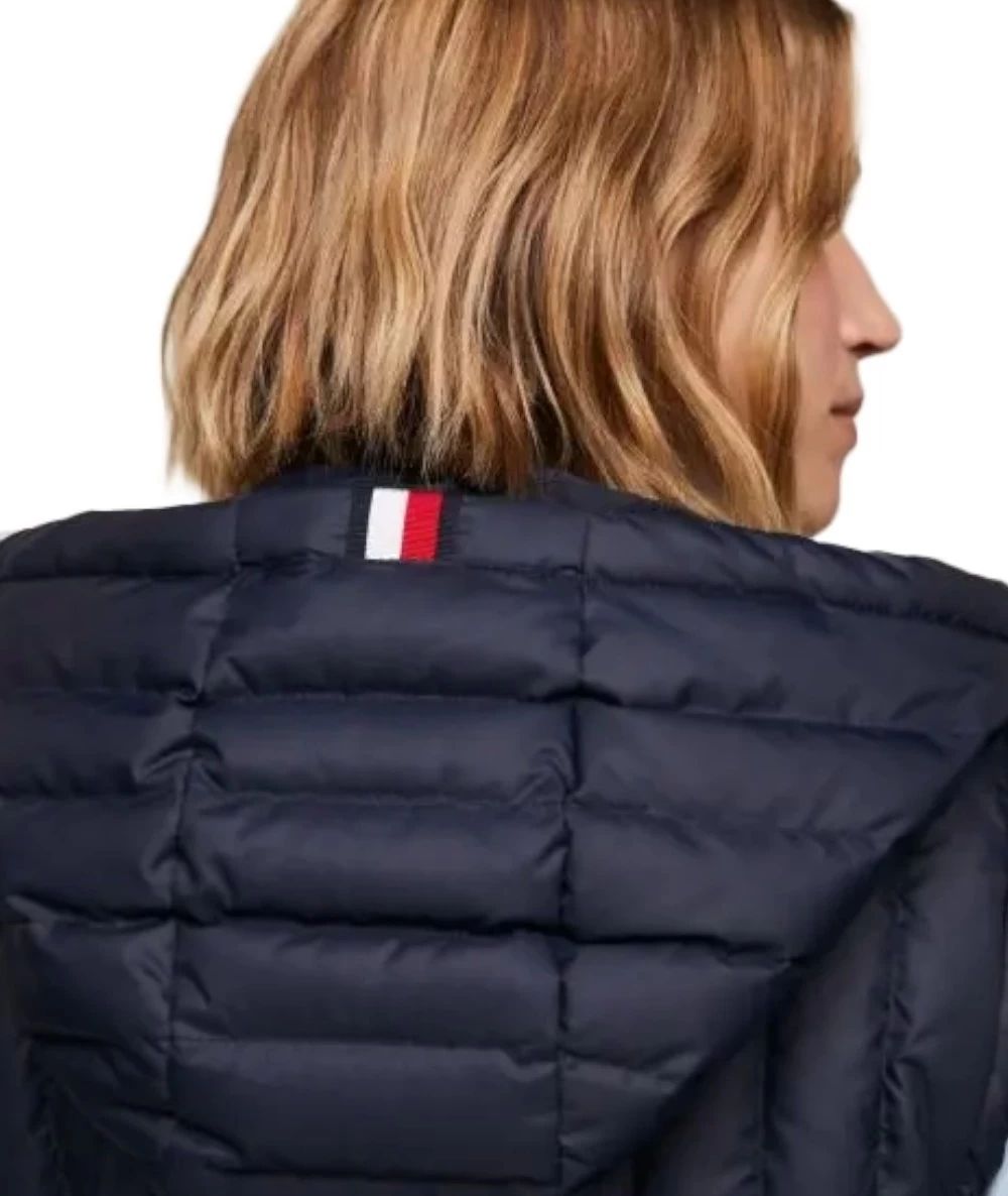 Tommy Hilfiger Women's Quilted Sleeveless Hooded Jacket. 5