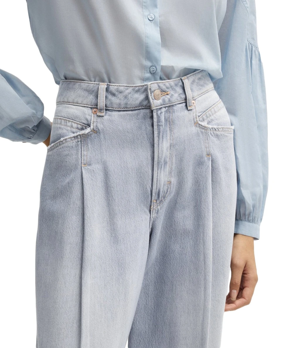 BOSS Women's High-Waisted Wide Leg Jeans in a Relaxed Fit. 3