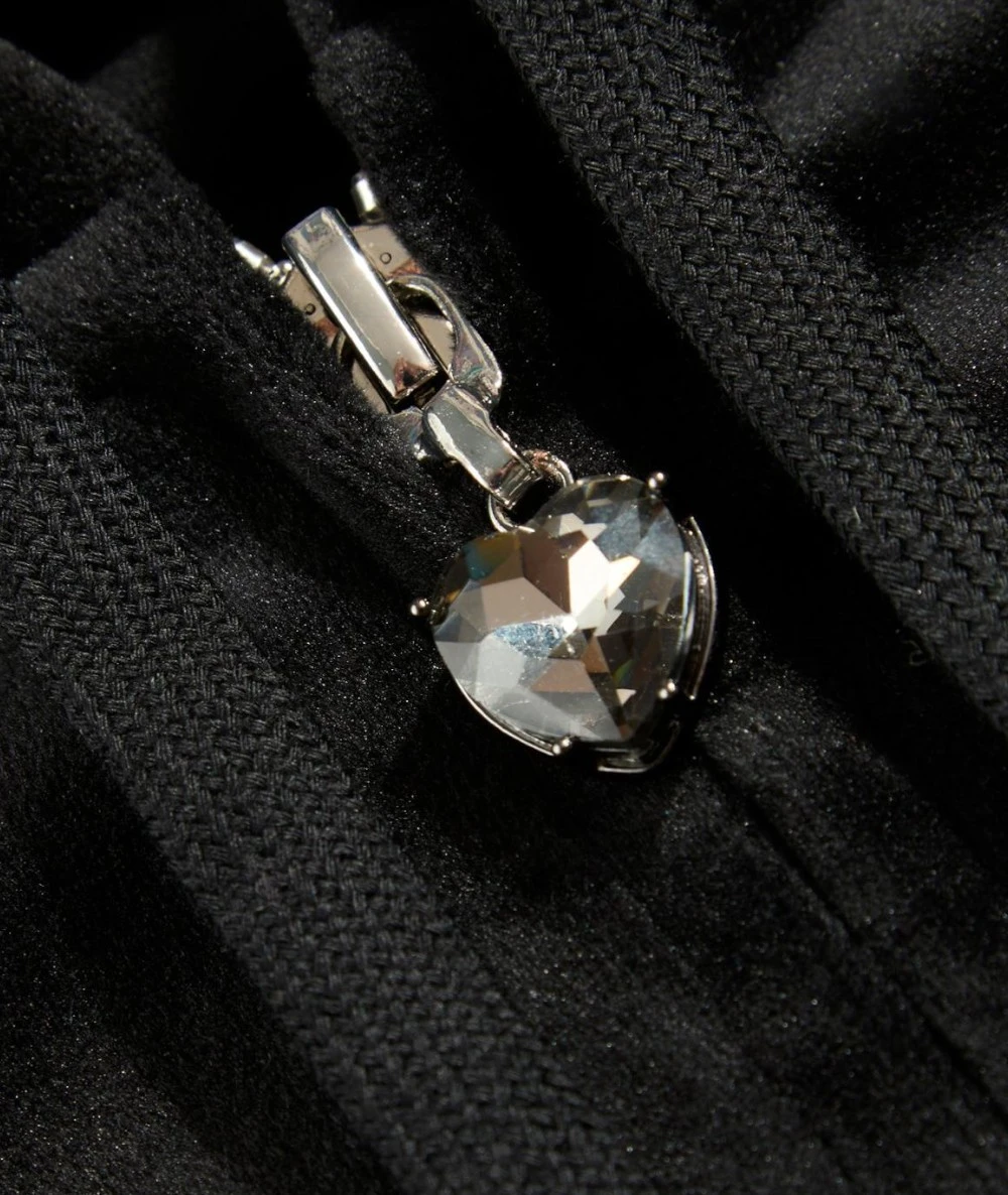 Juicy Couture Γυναικεία Ζακέτα Βελουτέ Με Φερμουάρ Σε Σχήμα Καρδιάς. 3