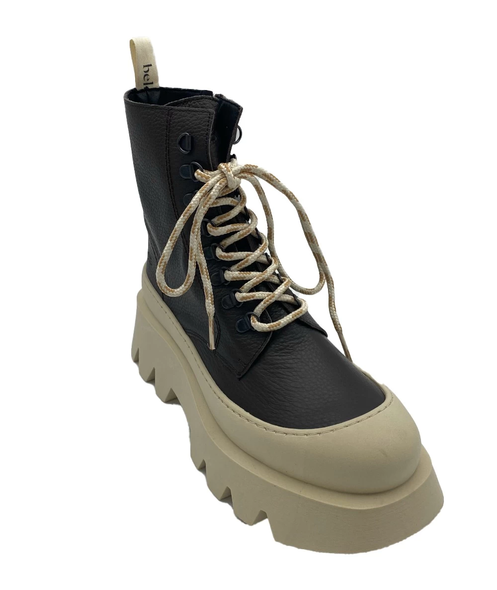 belang Women's Leather Boot. 2