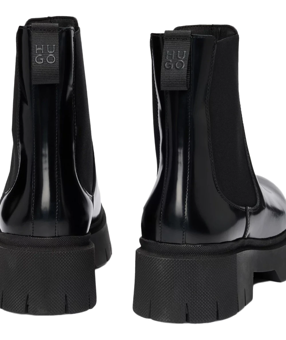 Block-heel Chelsea boots in faux leather 3