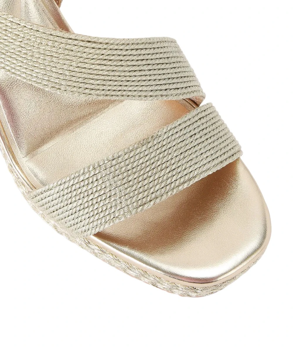 Carvela Γυναικείες Πλατφόρμες. 4