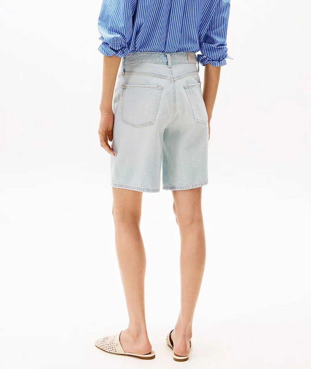 TOMMY HILFIGER Women's Comfortable Denim Shorts. 3